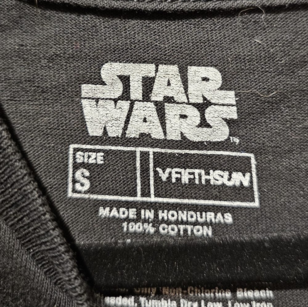 Fifth Sun Star Wars Grogu Baby Yoda Graphic T-Shirt Size Small - Picture 4 of 4